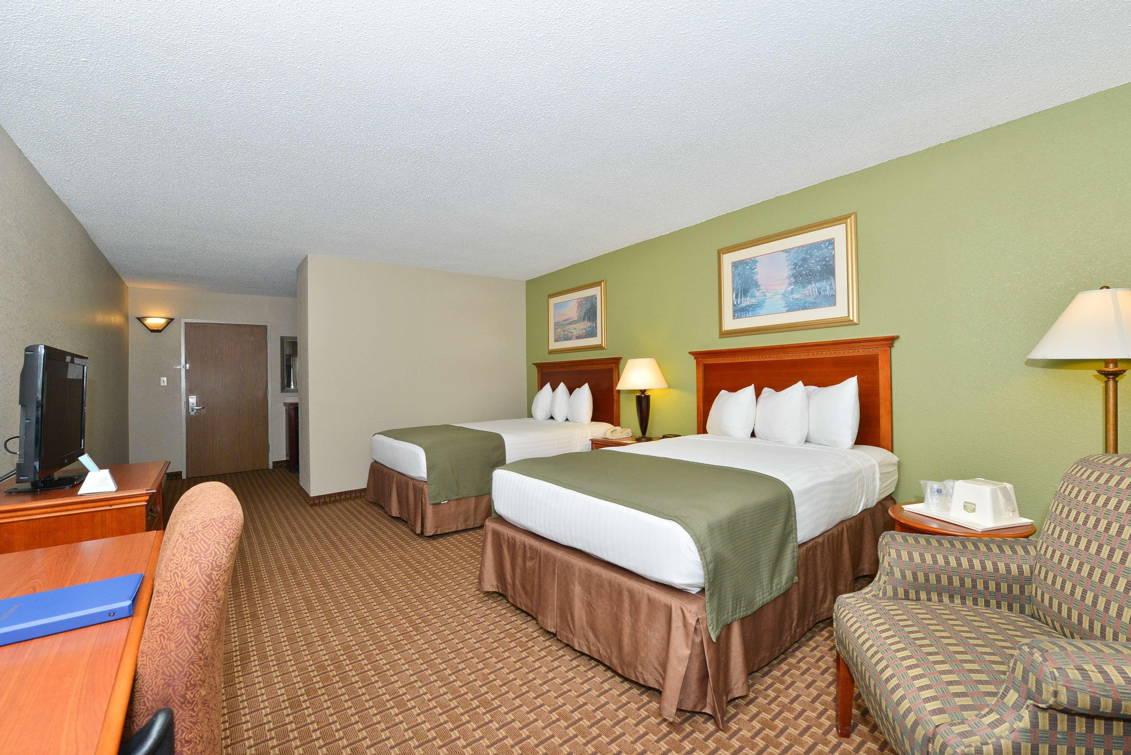Surestay Plus Hotel By Best Western Raleigh North Downtown Buitenkant foto