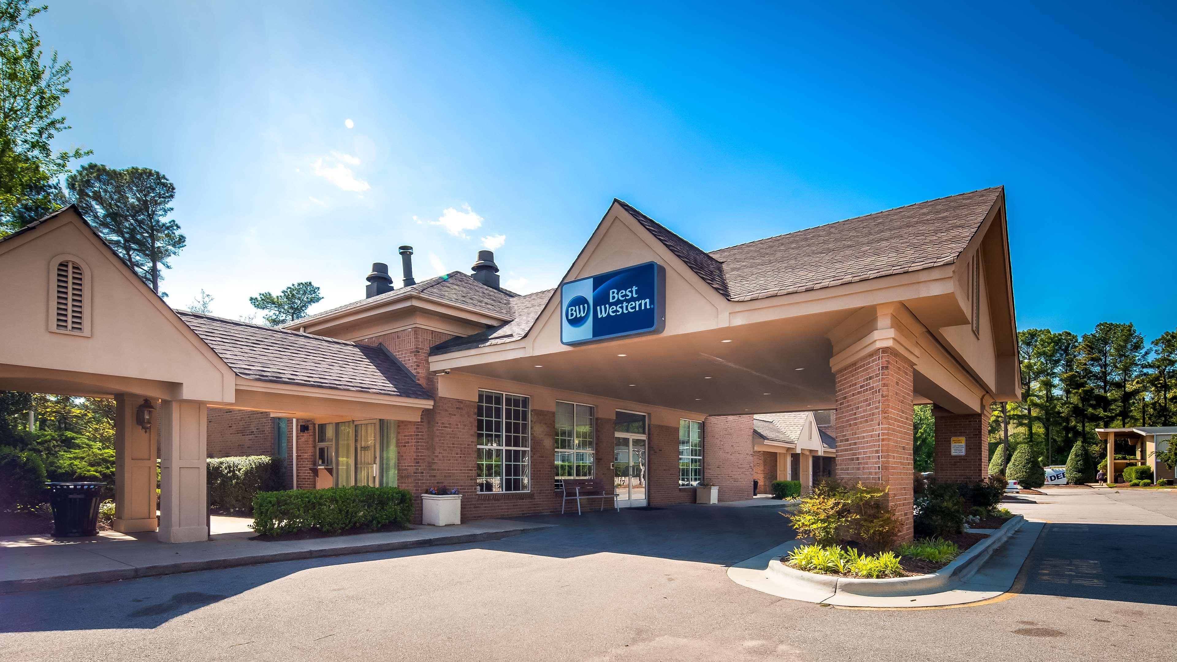Surestay Plus Hotel By Best Western Raleigh North Downtown Buitenkant foto