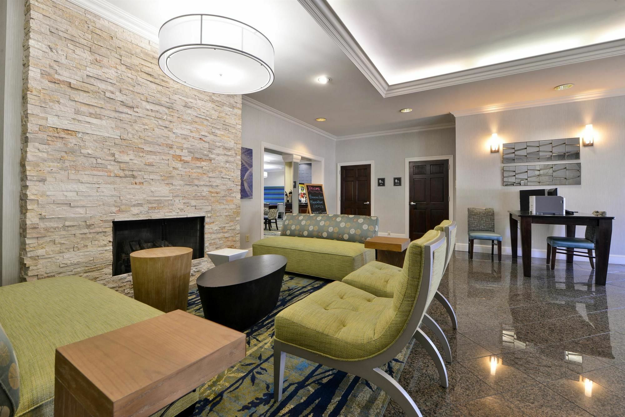 Surestay Plus Hotel By Best Western Raleigh North Downtown Buitenkant foto